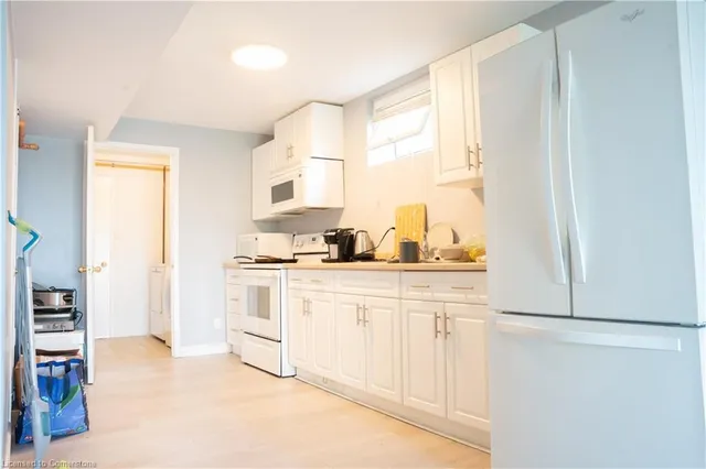 Additional image 18 of 53 Sandwell Crt