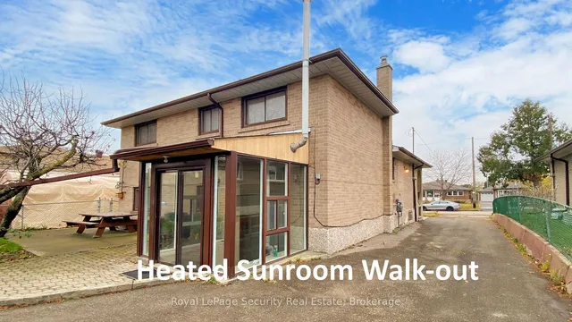 Additional image 36 of 59 Roseglen Cres