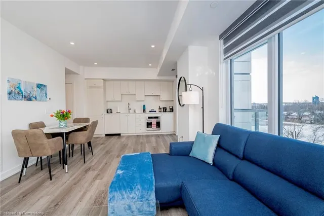 Additional image 14 of 15 Wellington St Unit 612