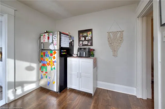 Additional image 11 of 134 Brubacher St