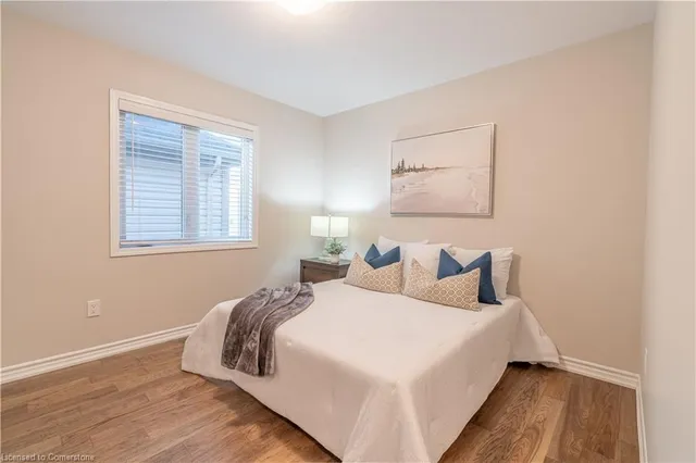 Additional image 29 of 37 Blue Oak Street