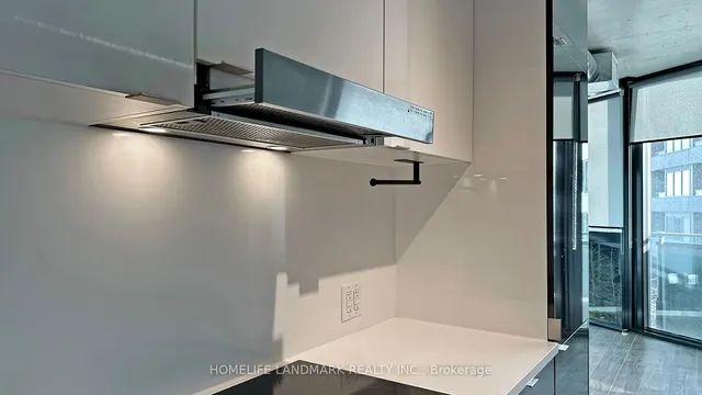 Additional image 16 of 21 Lawren Harris Sq Unit 301