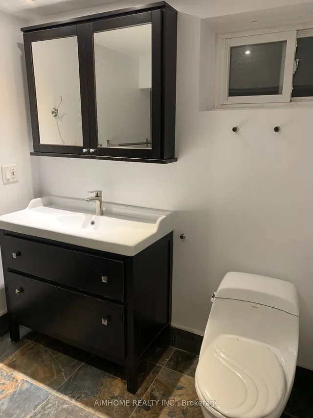 Additional image 24 of 40 Axsmith. Cres