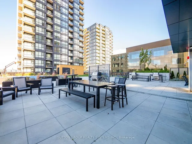 Additional image 34 of 108 Garment St Unit 404