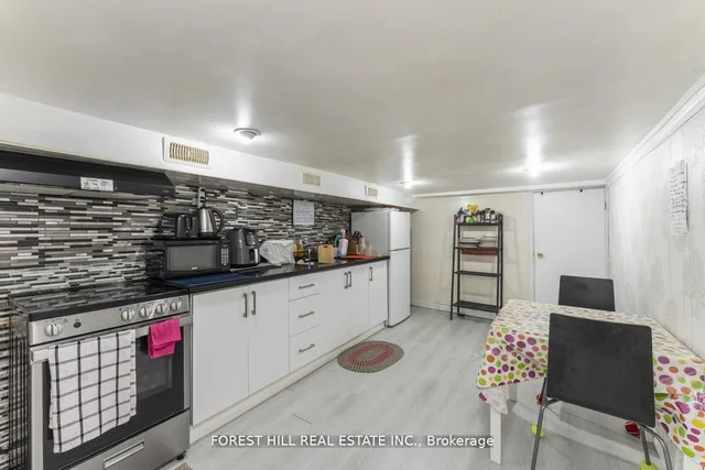 Additional image 24 of 1046 Dovercourt Rd