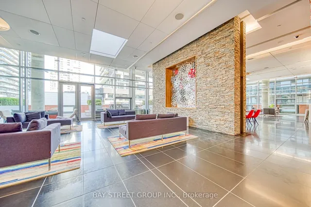 Additional image 30 of 21 Widmer St Unit 704