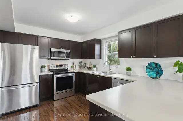 Additional image 5 of 34 Ecopark Gate