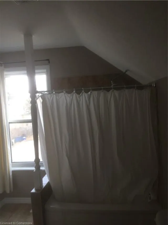 Additional image 40 of 203 Breithaupt St