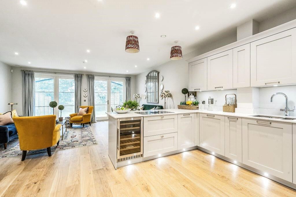 Additional image 7 of House 184 Bridgetower Drive, Holburne Park, Warminster Road, Bath, BA2