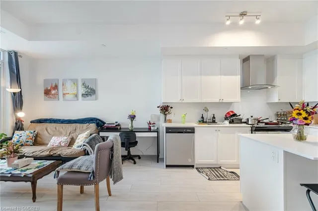 Additional image 13 of 55 Duke St Unit 216