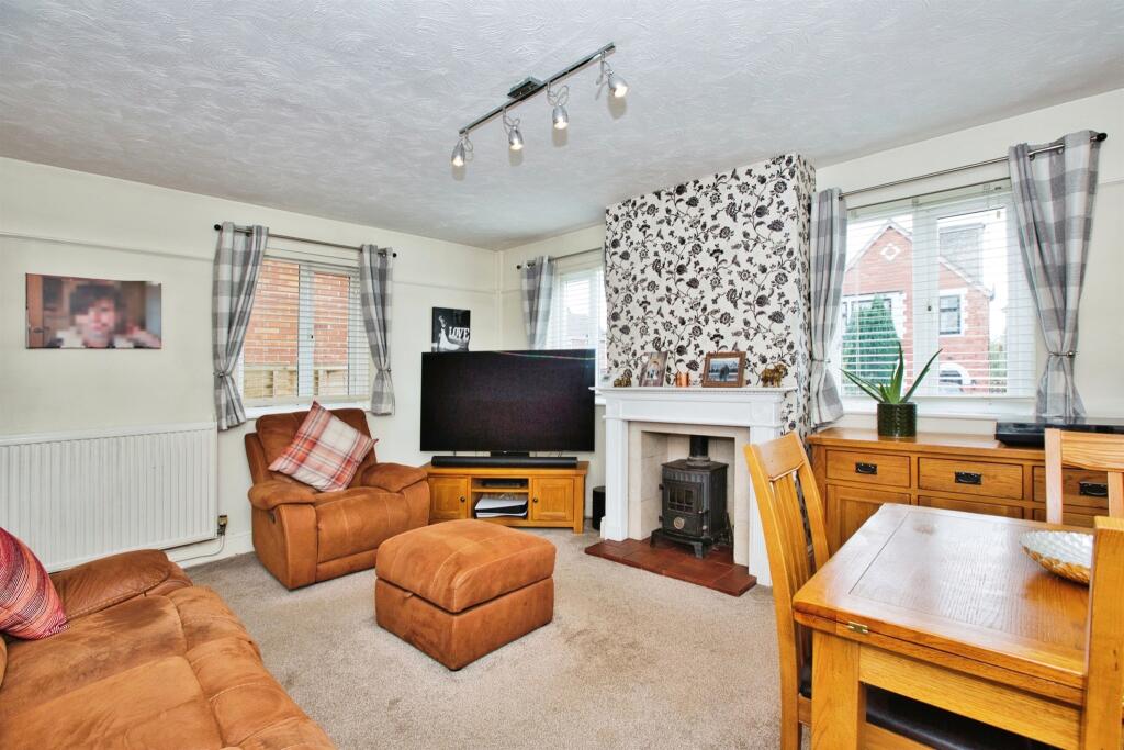 Additional image 2 of Grass Royal, YEOVIL