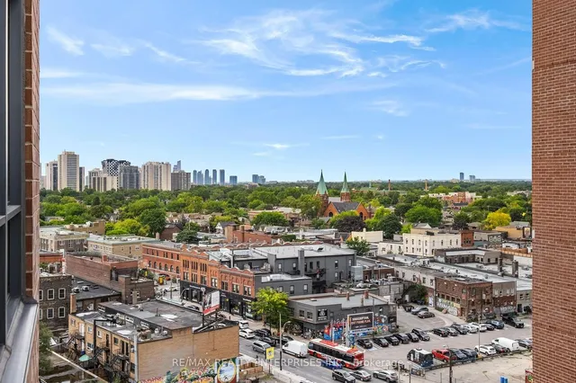 Additional image 24 of 61 Heintzman St Unit 1210