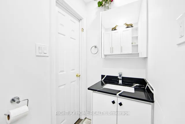 Additional image 15 of 150 Lord Roberts Dr