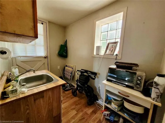 Additional image 34 of 15 Cornell Ave