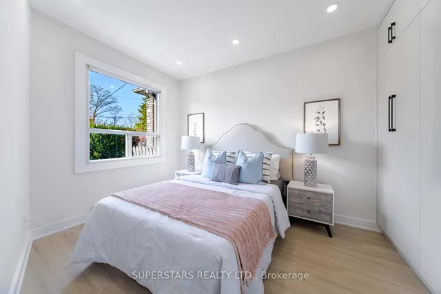 Additional image 11 of 14 Pinegrove Ave