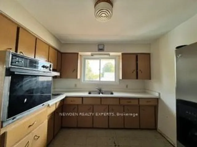 Additional image 30 of 155 Massey Ave