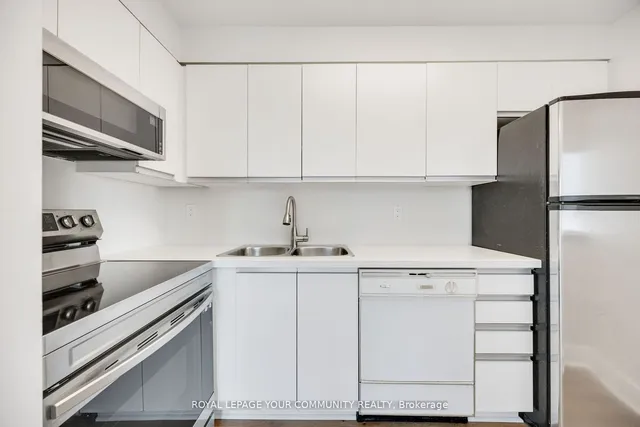 Additional image 9 of 1901 Yonge St Unit 902