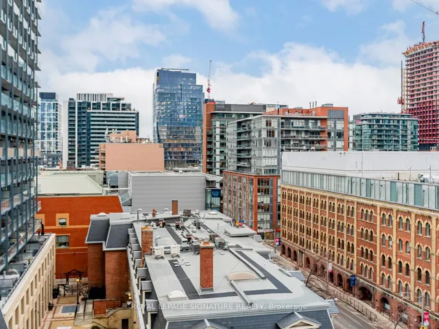 Additional image 38 of 112 George St Unit 813s