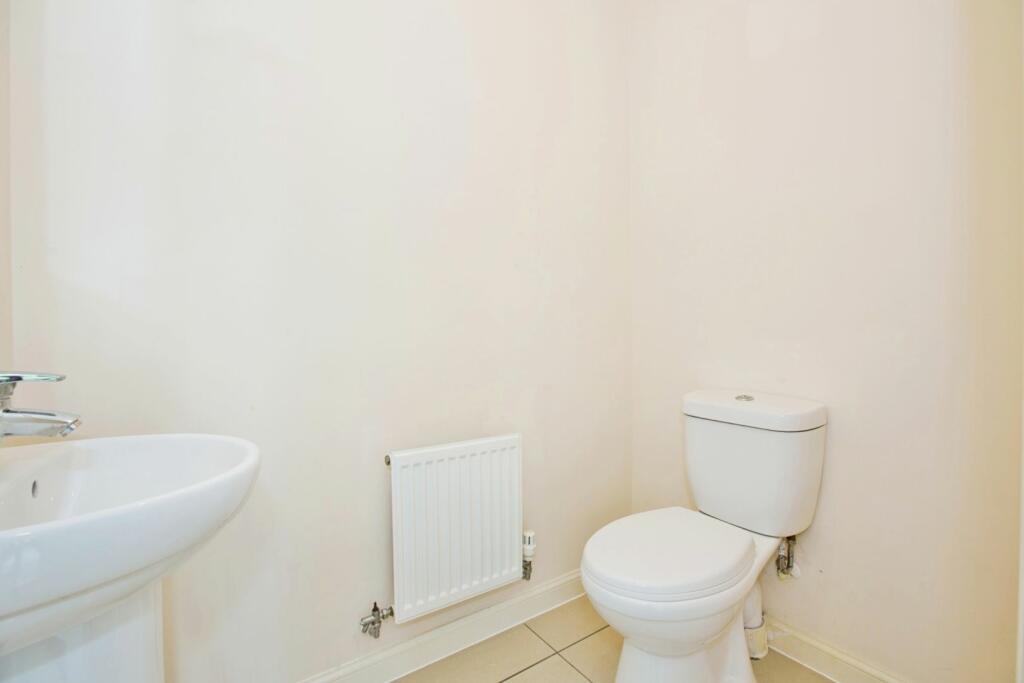 Additional image 15 of Californian Parade, Street, BA16