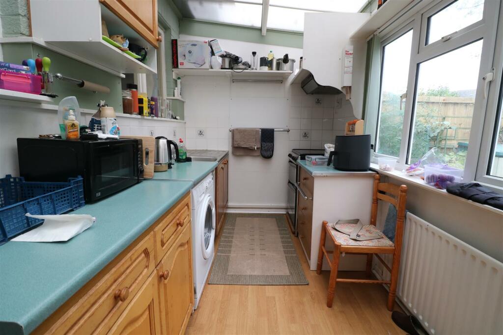 Additional image 6 of Manor Fields, Bratton, Westbury