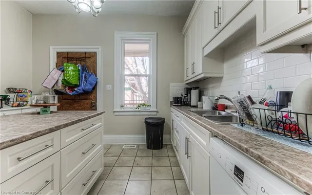 Additional image 35 of 111-113 Joseph St