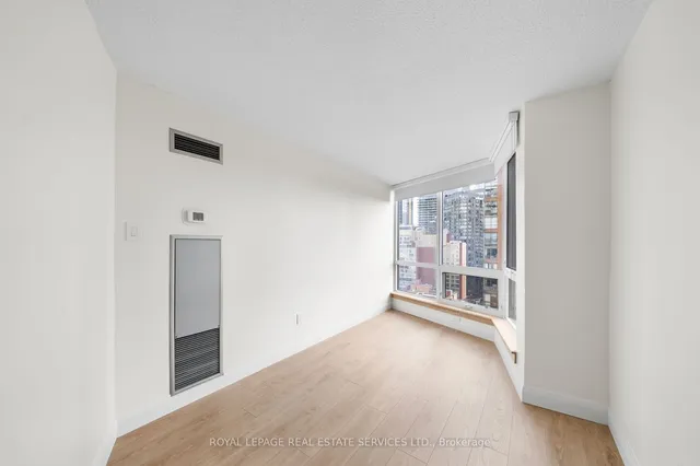 Additional image 23 of 1055 Bay St Unit 1605