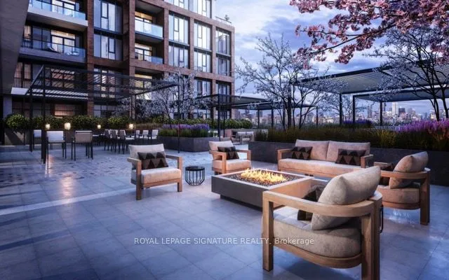 Additional image 12 of 858 Dupont St Unit PH10