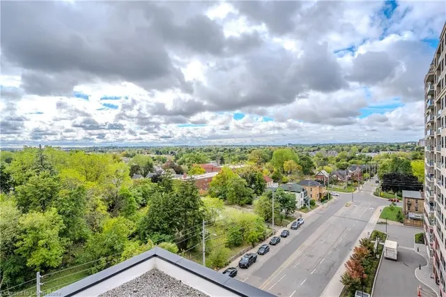 Additional image 38 of 112 Benton St Unit 604