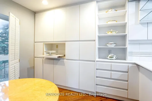 Additional image 14 of 16 Rollscourt Dr