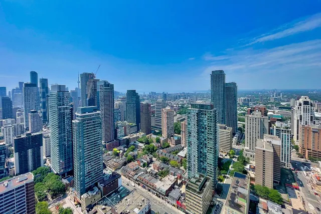 Additional image 32 of 33 Charles St Unit 4404