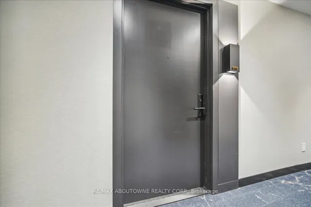 Additional image 5 of 500 Dupont St Unit 610