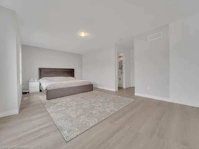 Additional image 18 of 8 Pony Way