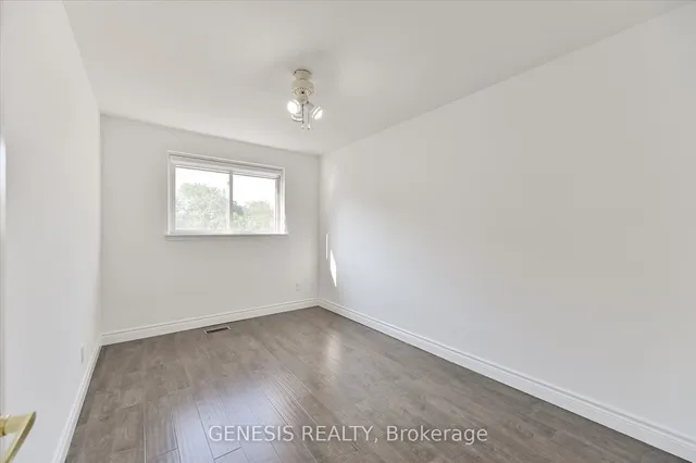 Additional image 18 of 33 Holcolm Rd