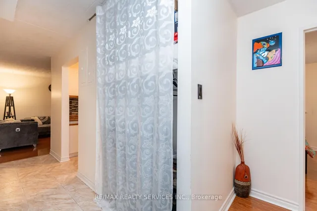 Additional image 9 of 29 West Ave Unit 302