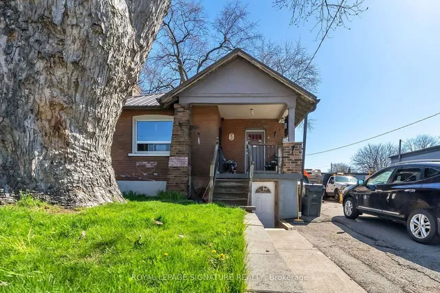5 Elward Blvd