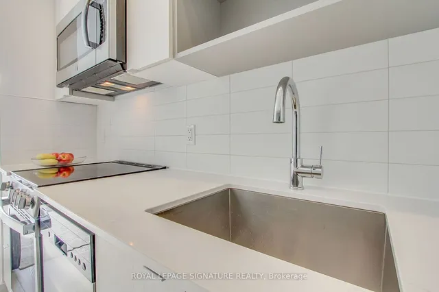 Additional image 12 of 630 Greenwood Ave Unit 305