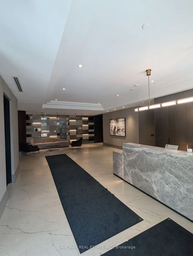 Additional image 19 of 55 Duke St Unit 2309