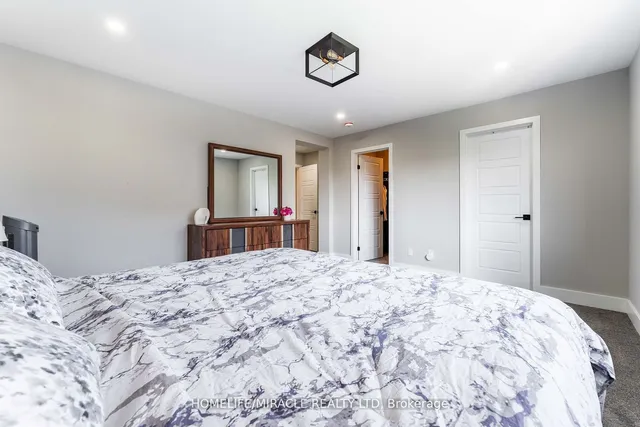 Additional image 19 of 80 Doon Creek St