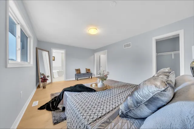 Additional image 9 of 76 Seasons Dr