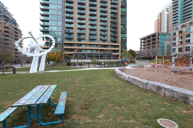 Additional image 17 of 21 Pirandello St Unit 1237