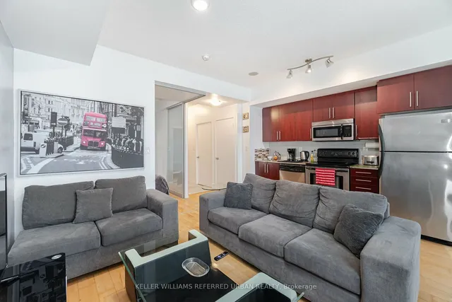 Additional image 8 of 65 Bremner Blvd Unit 2304
