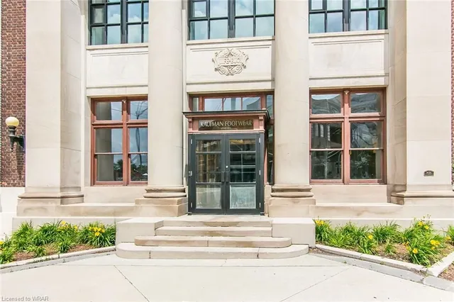 Additional image 9 of 404 King St Unit 117