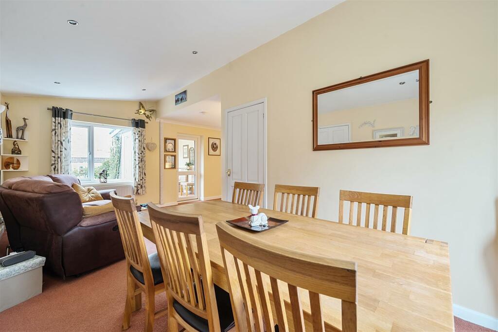 Additional image 7 of Monks Dale, Yeovil