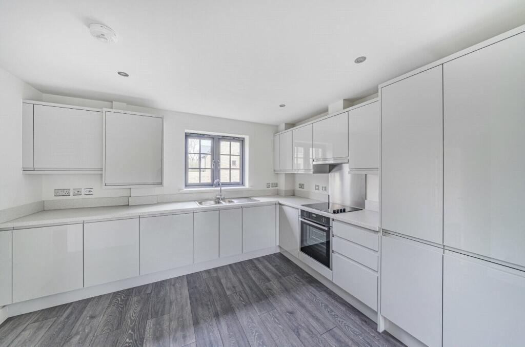 Additional image 7 of King Alfred's Drive, Wincanton, Somerset, BA9