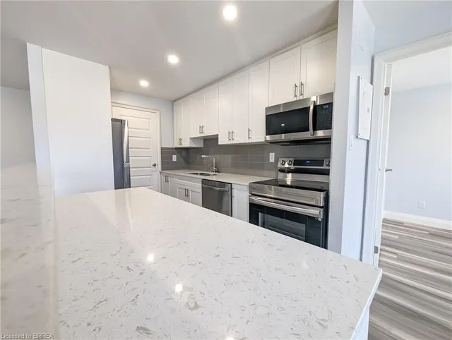 Additional image 17 of 581 Strasburg Rd