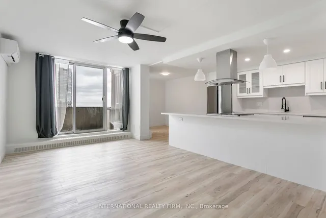 Additional image 7 of 60 Southport St Unit 818