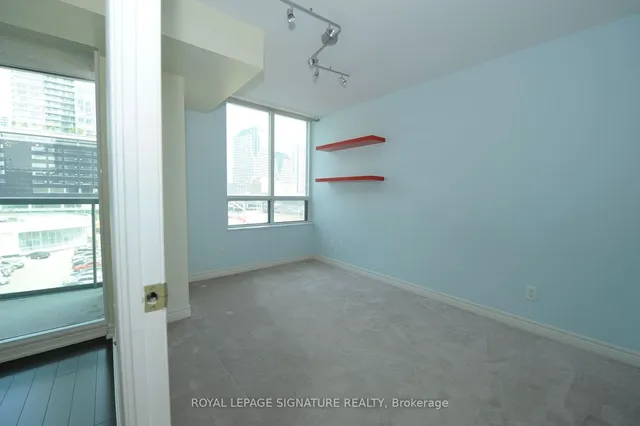 Additional image 6 of 30 Grand Trunk Cres Unit 509