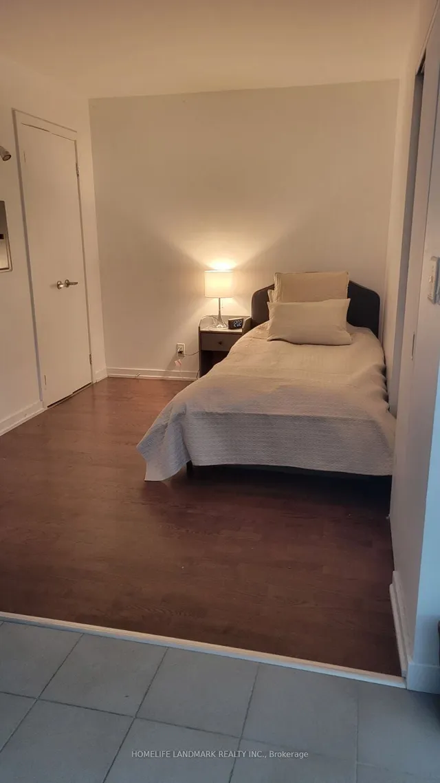 Additional image 7 of 33 Lombard St Unit 201