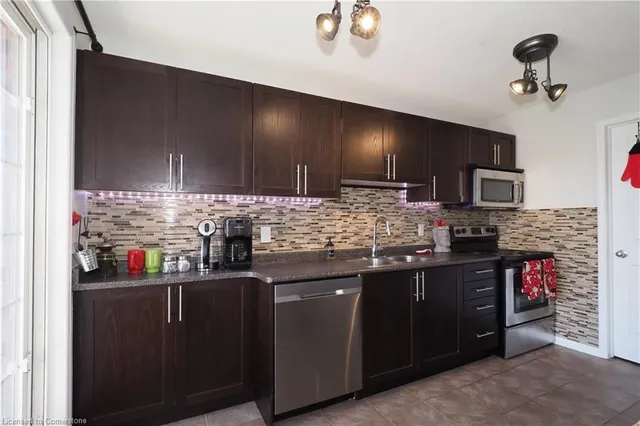 Additional image 10 of 950 Highland Rd Unit 15