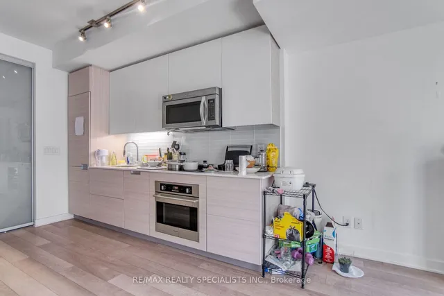 Additional image 20 of 210 Simcoe St Unit 605